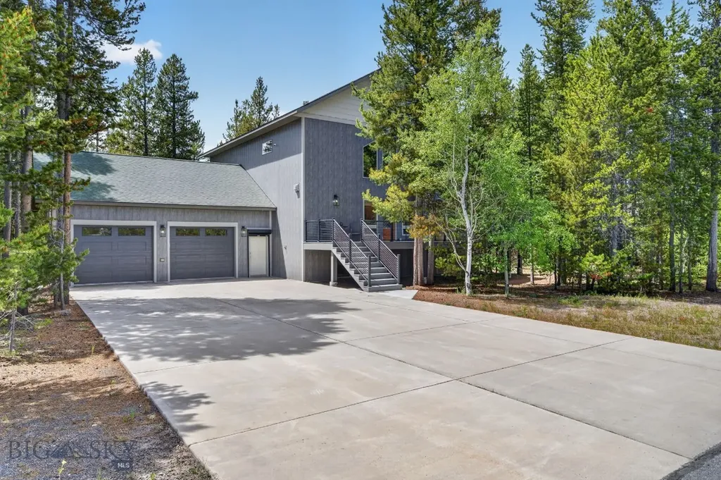 601 N Hayden Street N West Yellowstone MT 59758