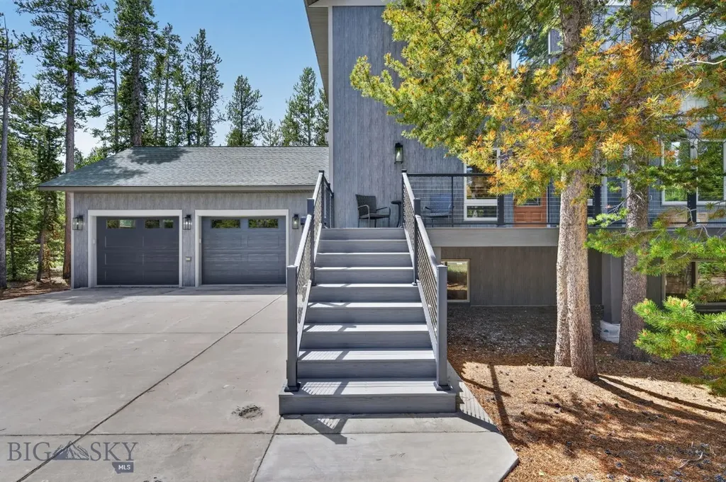 601 N Hayden Street N West Yellowstone MT 59758
