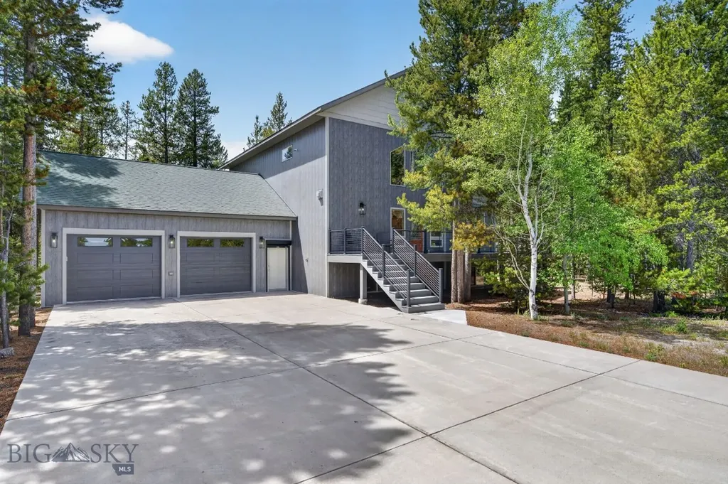 601 N Hayden Street N West Yellowstone MT 59758