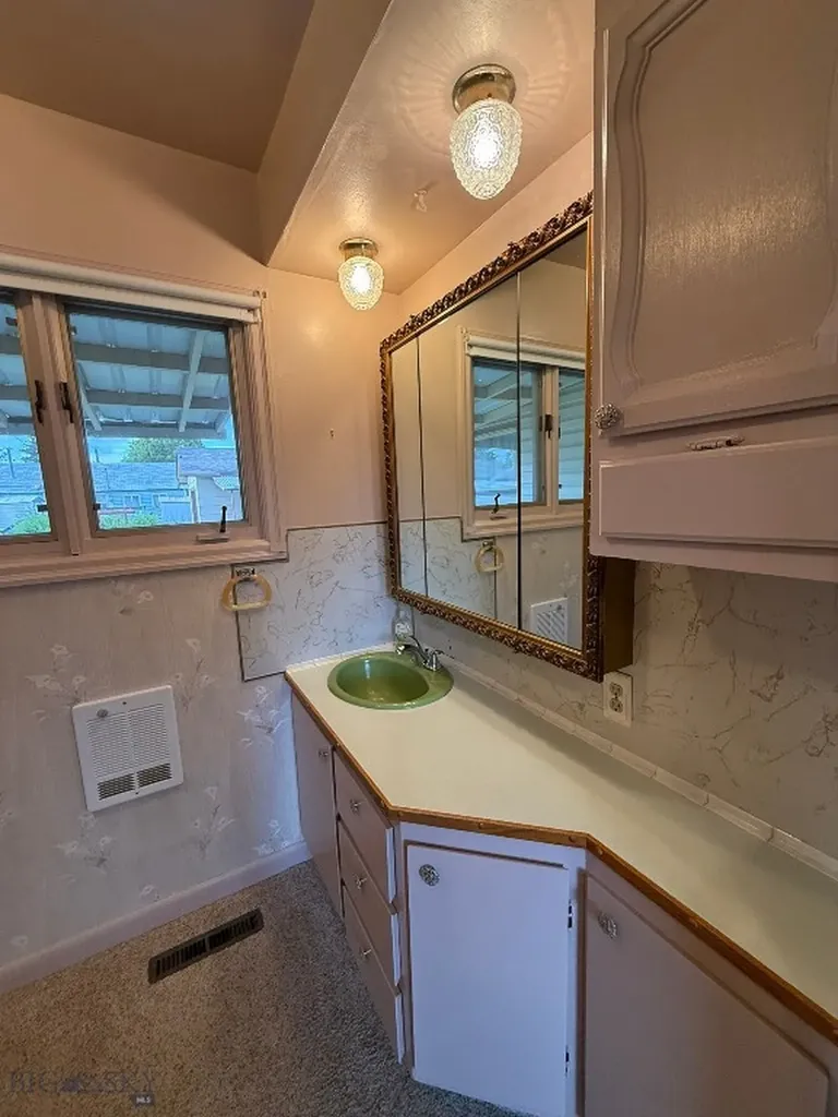 2211 George Street Butte MT 59701