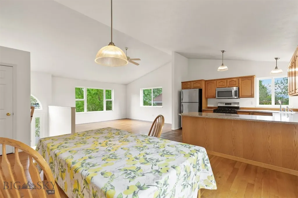 1206 S Pinecrest Drive Bozeman MT 59715