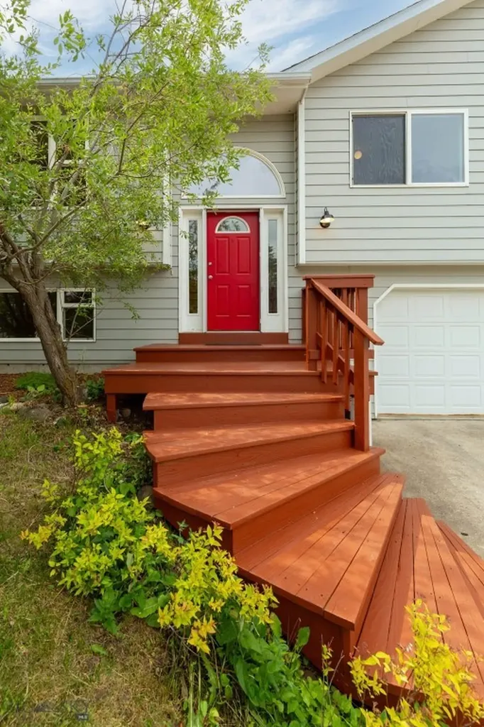 1206 S Pinecrest Drive Bozeman MT 59715