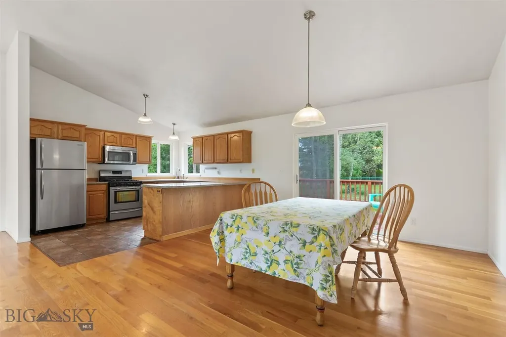 1206 S Pinecrest Drive Bozeman MT 59715