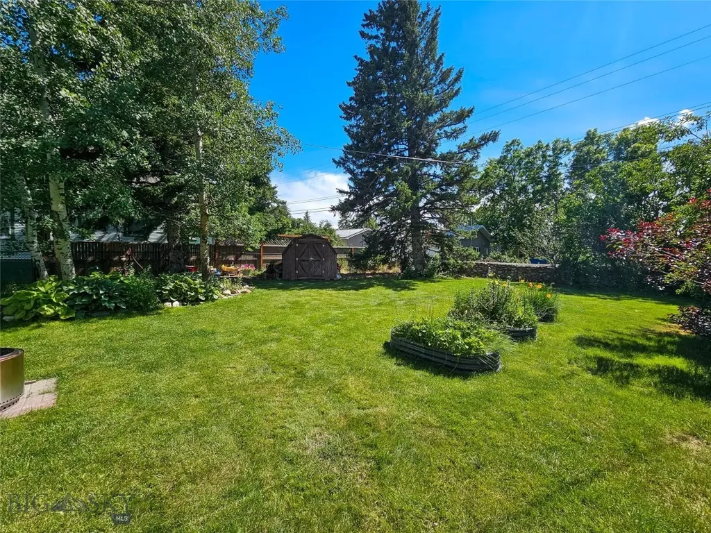 610 Mcleod Big Timber MT 59011