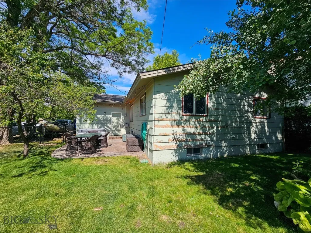 610 Mcleod Big Timber MT 59011
