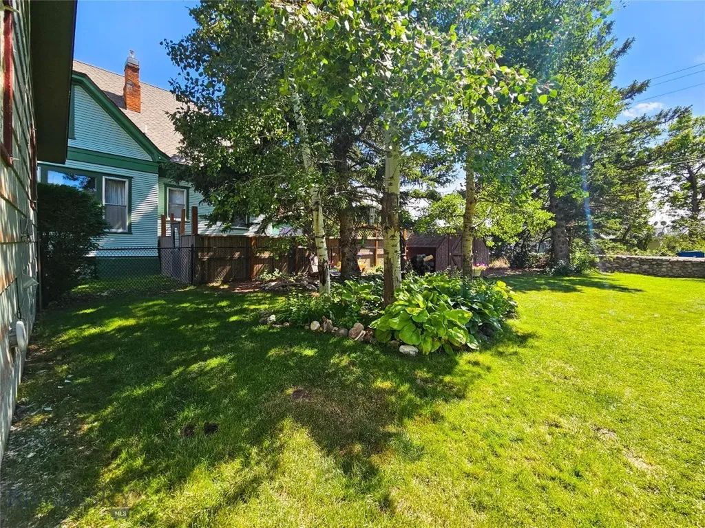 610 Mcleod Big Timber MT 59011