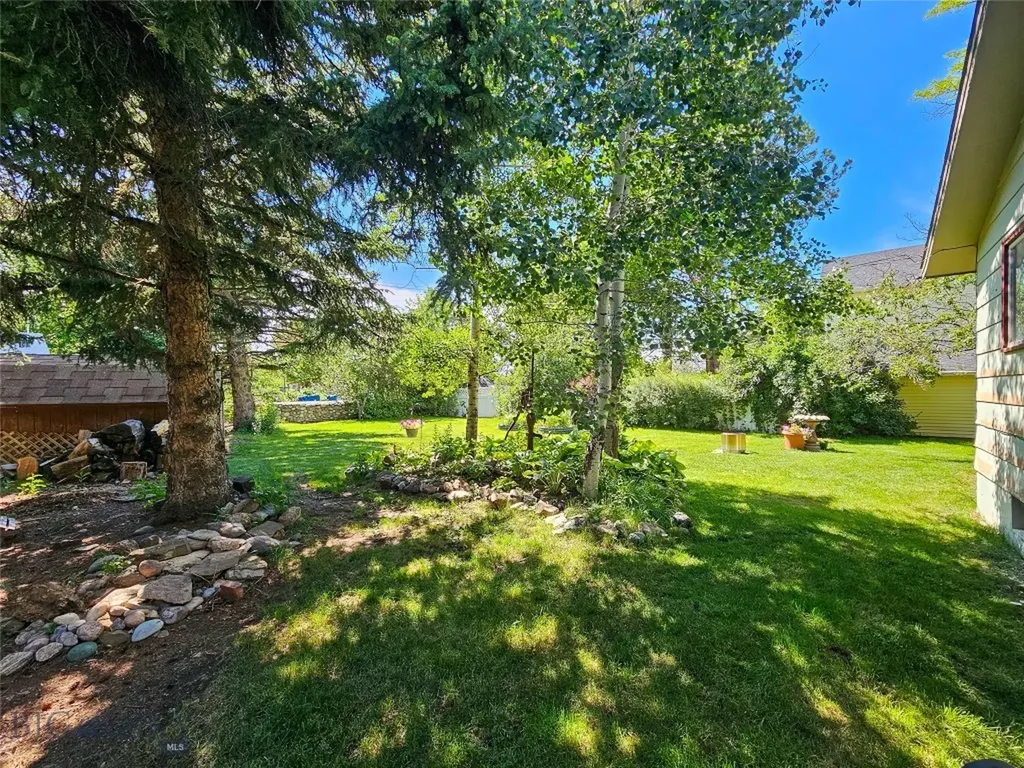 610 Mcleod Big Timber MT 59011