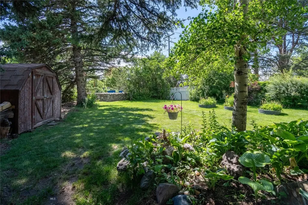 610 Mcleod Big Timber MT 59011
