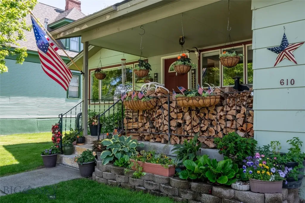 610 Mcleod Big Timber MT 59011