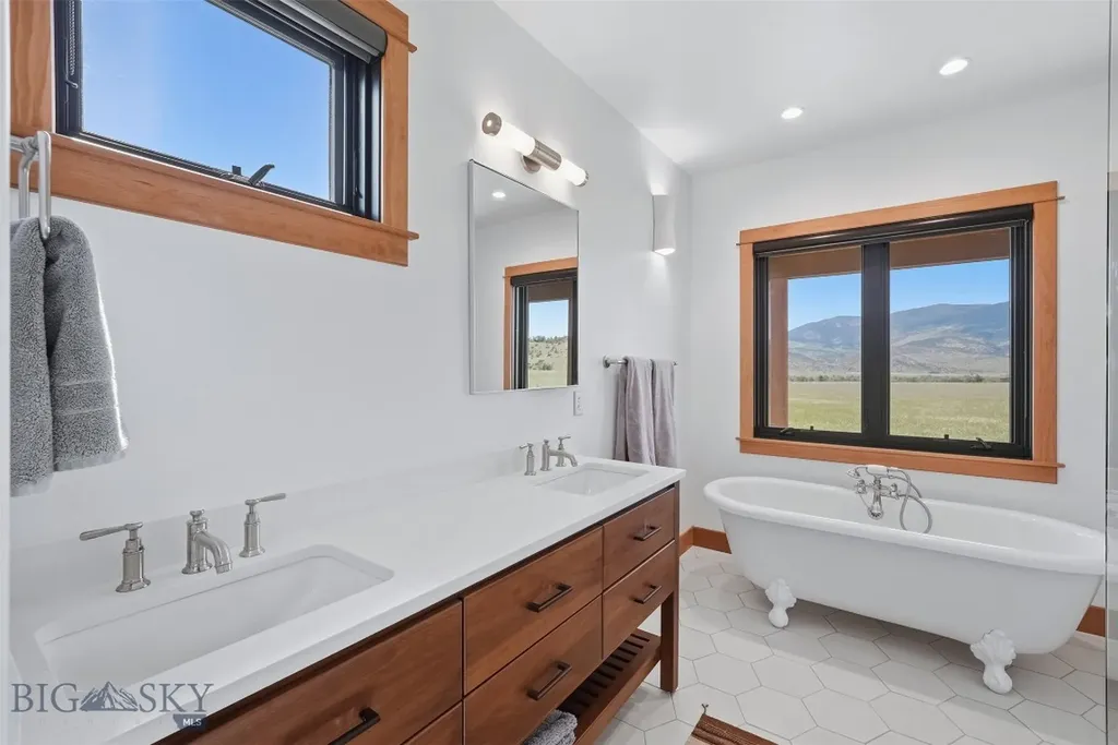 16 Cutthroat Lane Livingston MT 59047