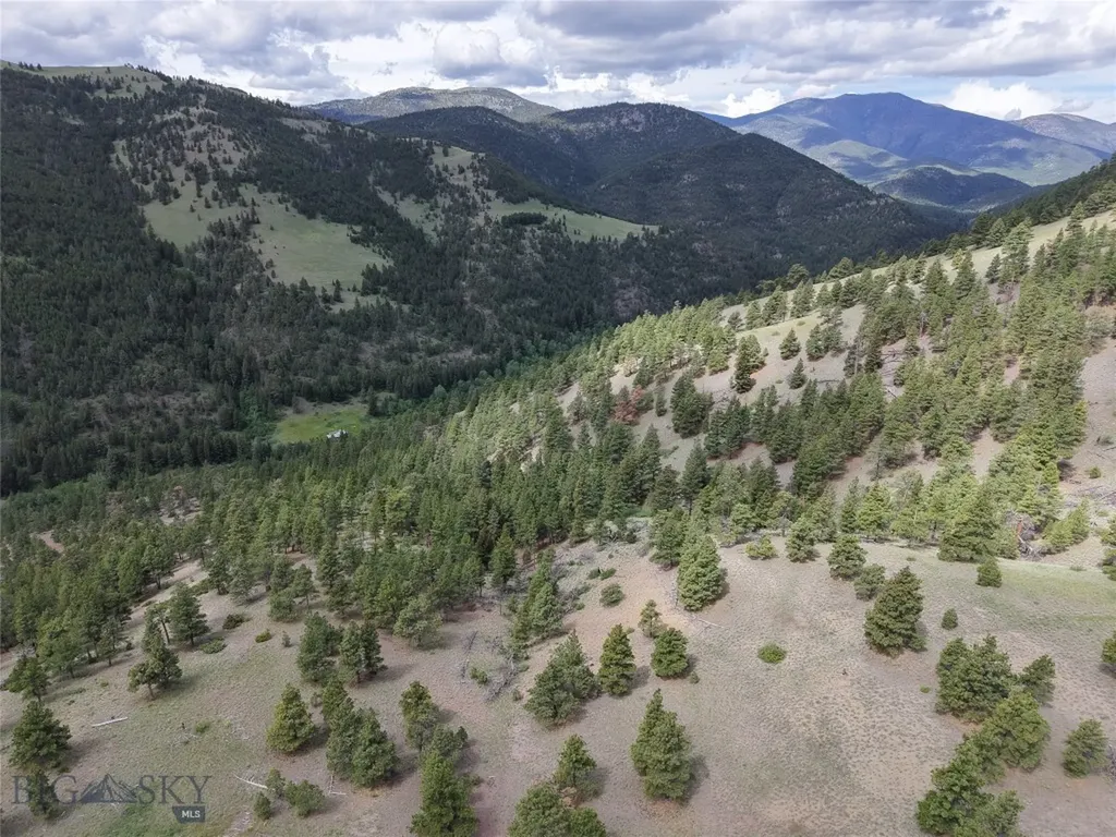 2270 Lynx Trail Drive Wolf Creek MT 59648