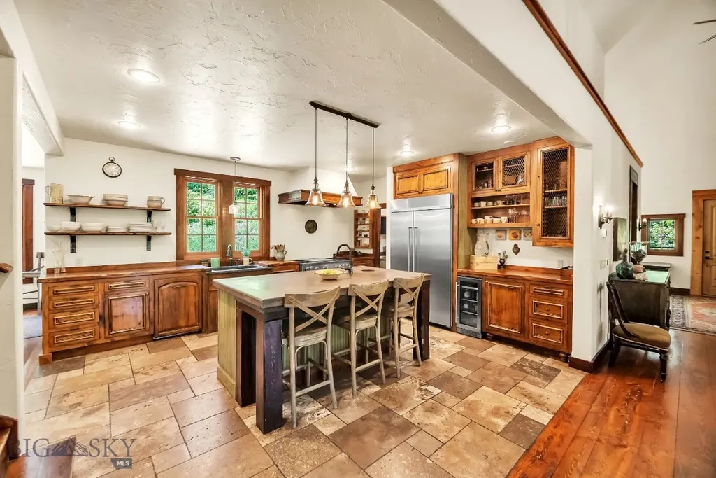141 Old Timber Way Bozeman MT 59718
