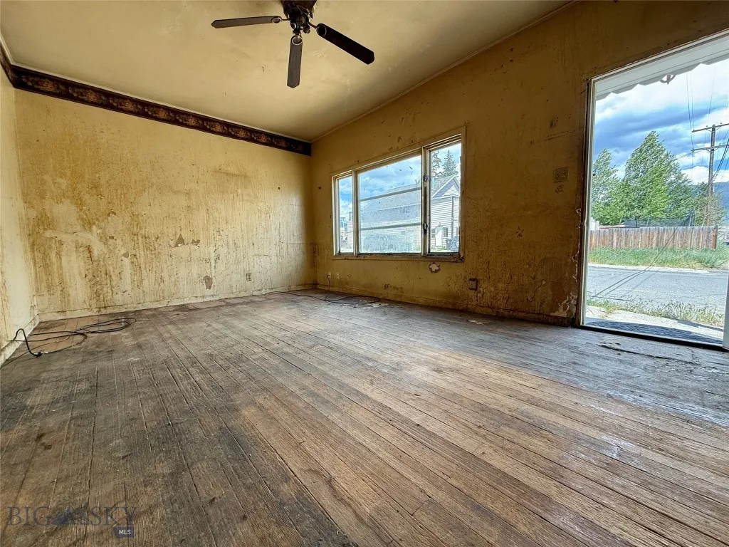 1017 Emma Street Butte MT 59701