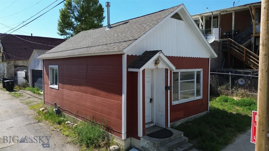 1017 Emma Street Butte MT 59701