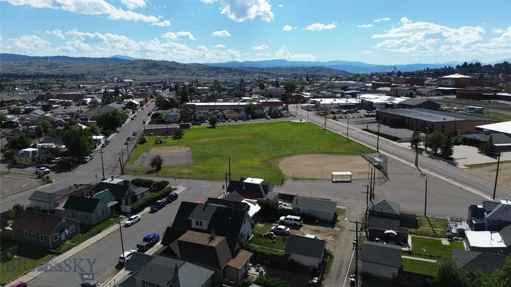 1017 Emma Street Butte MT 59701