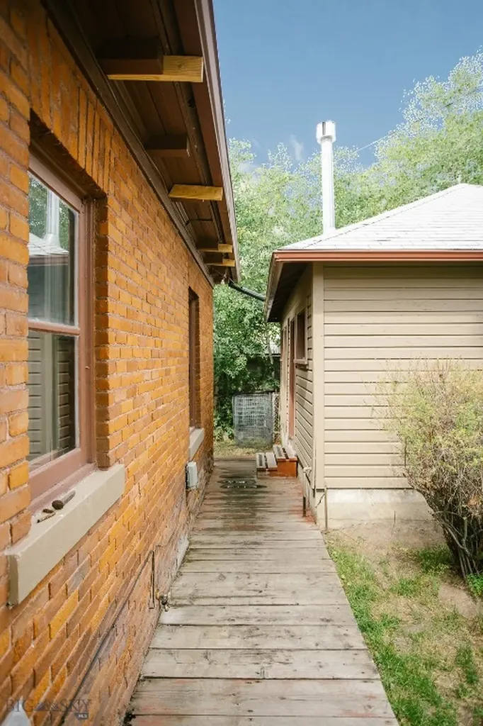 823 W Diamond Street Butte MT 59701