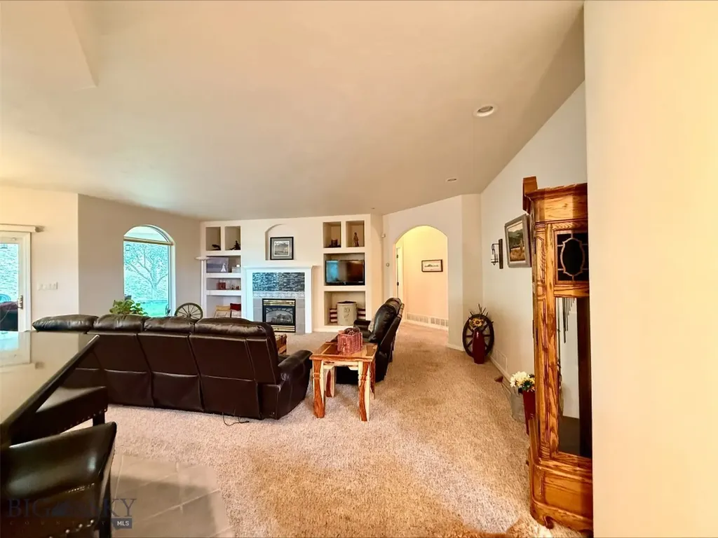 4A Jack Pine Loop Clancy MT 59634
