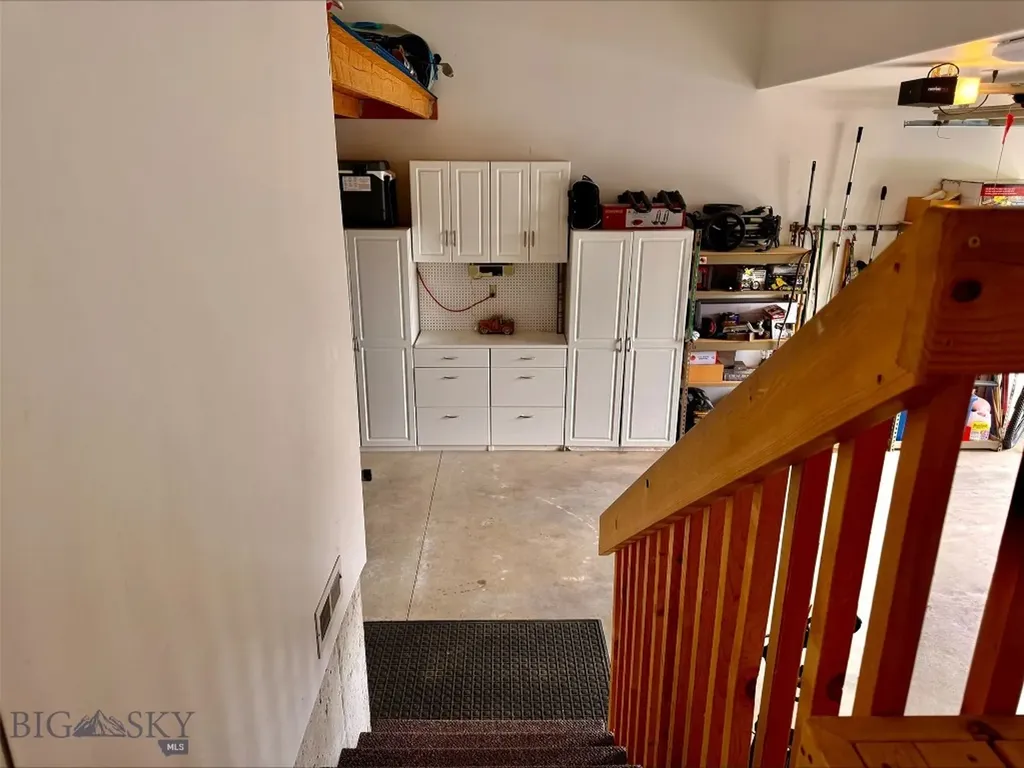 4A Jack Pine Loop Clancy MT 59634