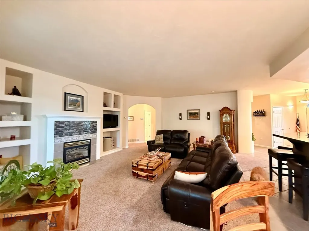 4A Jack Pine Loop Clancy MT 59634
