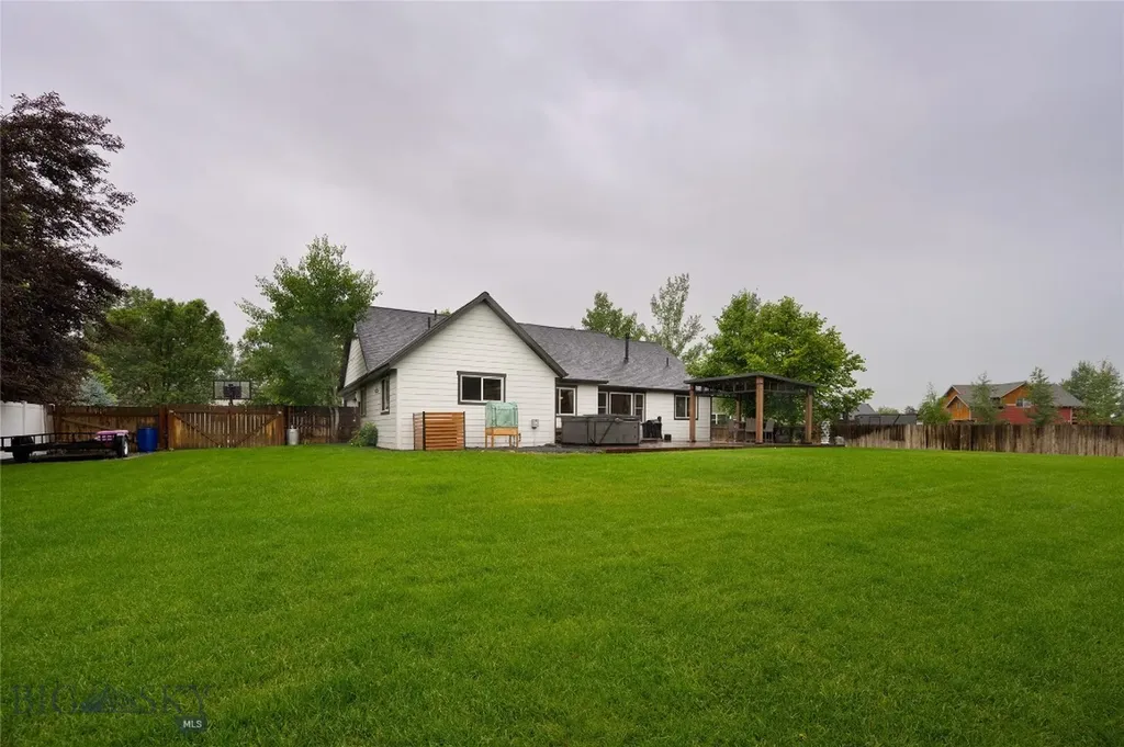 501 Red Barn Drive Belgrade MT 59714