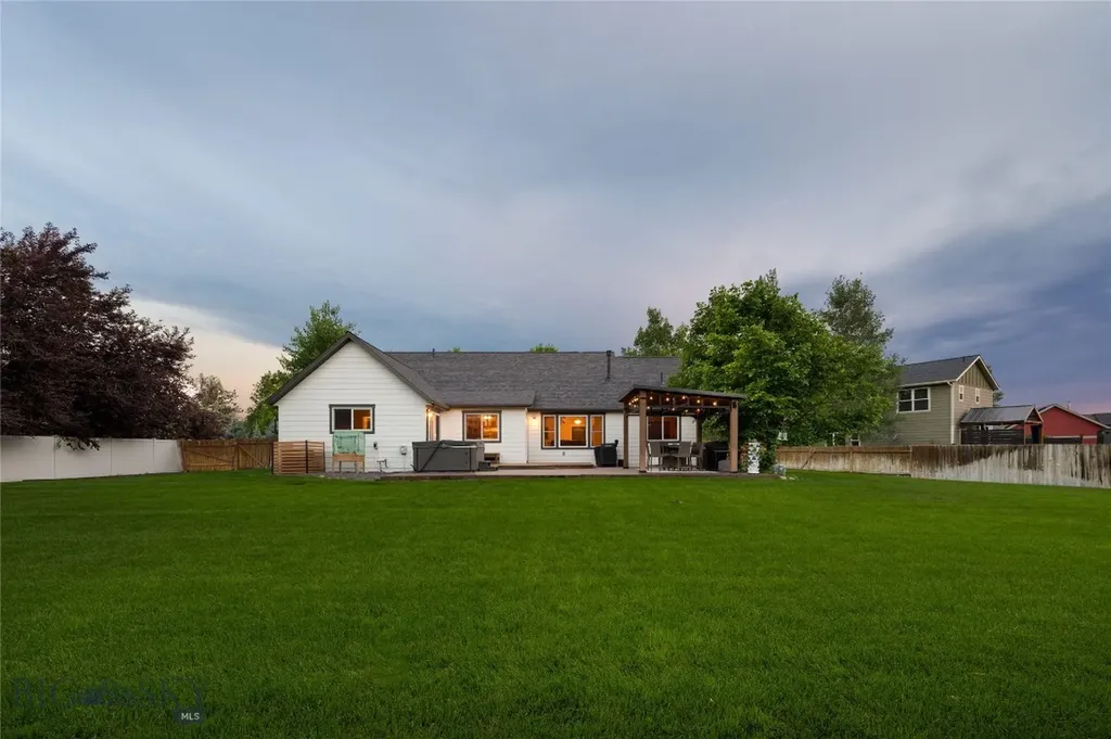 501 Red Barn Drive Belgrade MT 59714