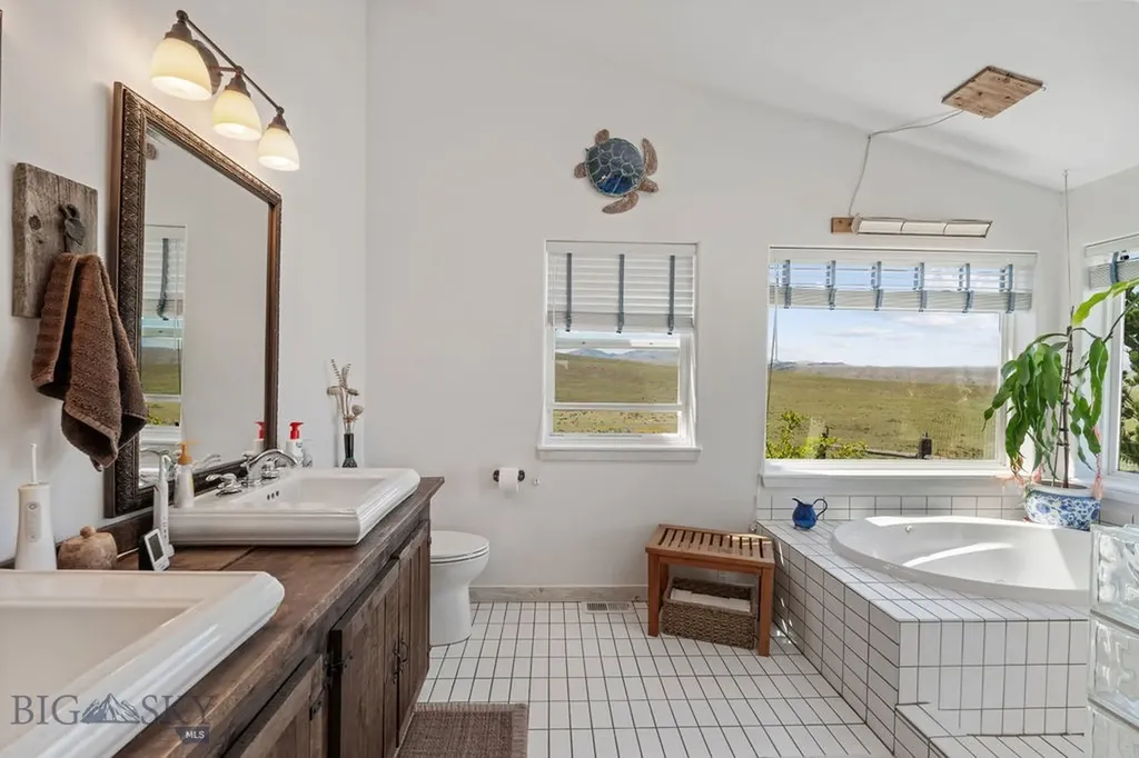 18 Cactus Ridge Road Twin Bridges MT 59754