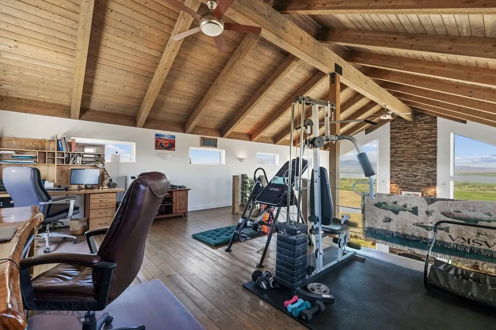 18 Cactus Ridge Road Twin Bridges MT 59754