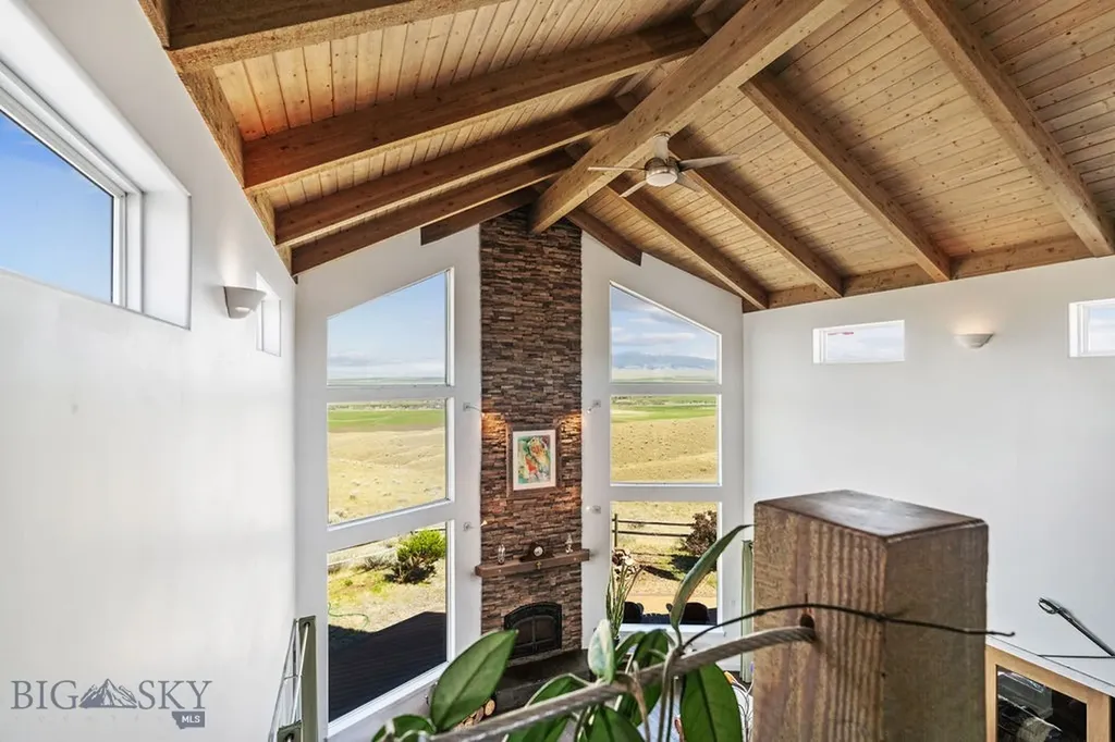 18 Cactus Ridge Road Twin Bridges MT 59754