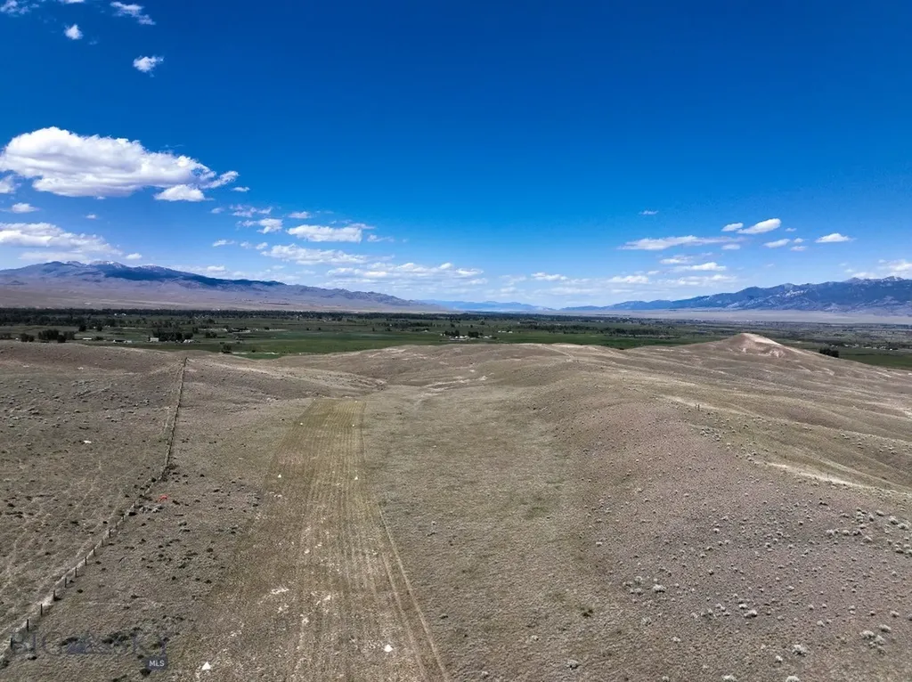 18 Cactus Ridge Road Twin Bridges MT 59754
