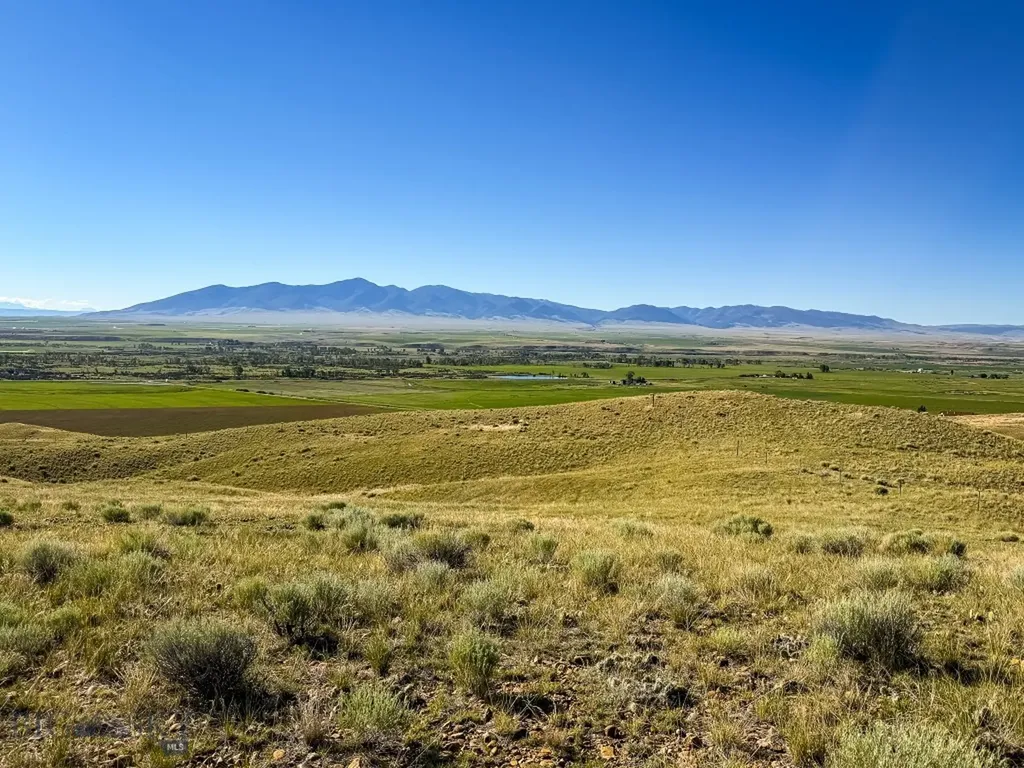 18 Cactus Ridge Road Twin Bridges MT 59754