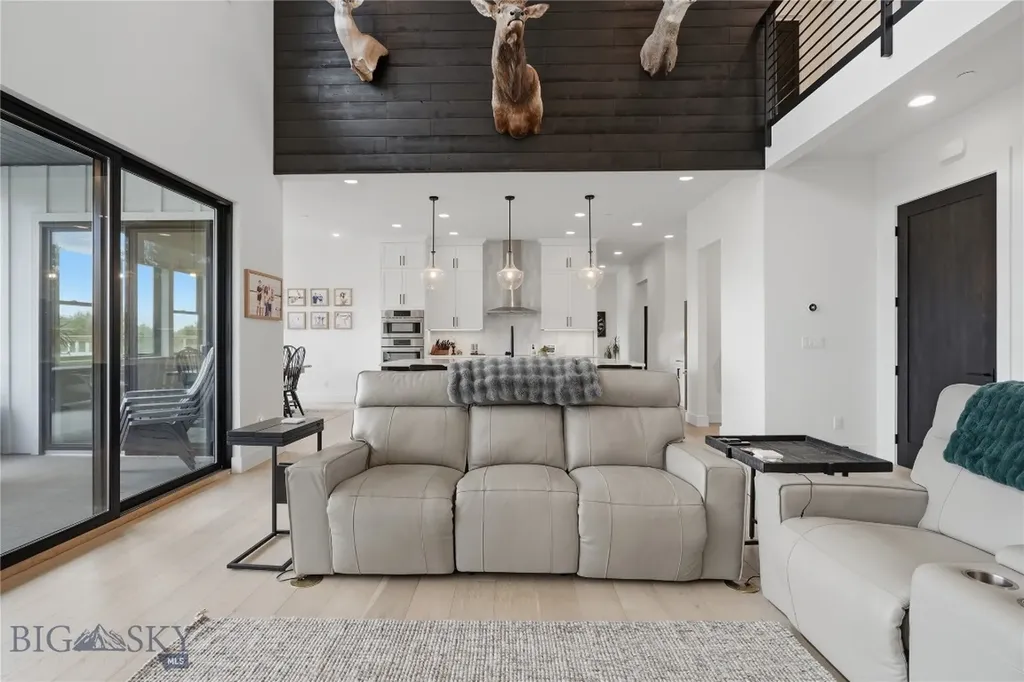 284 Riparian Way Bozeman MT 59718