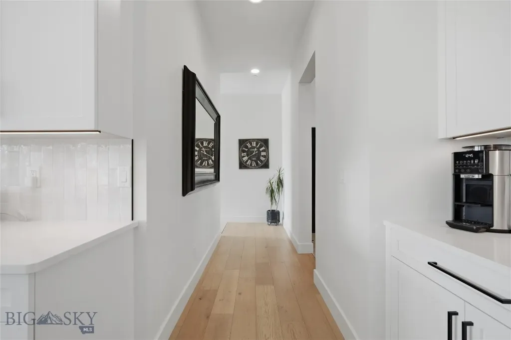 284 Riparian Way Bozeman MT 59718