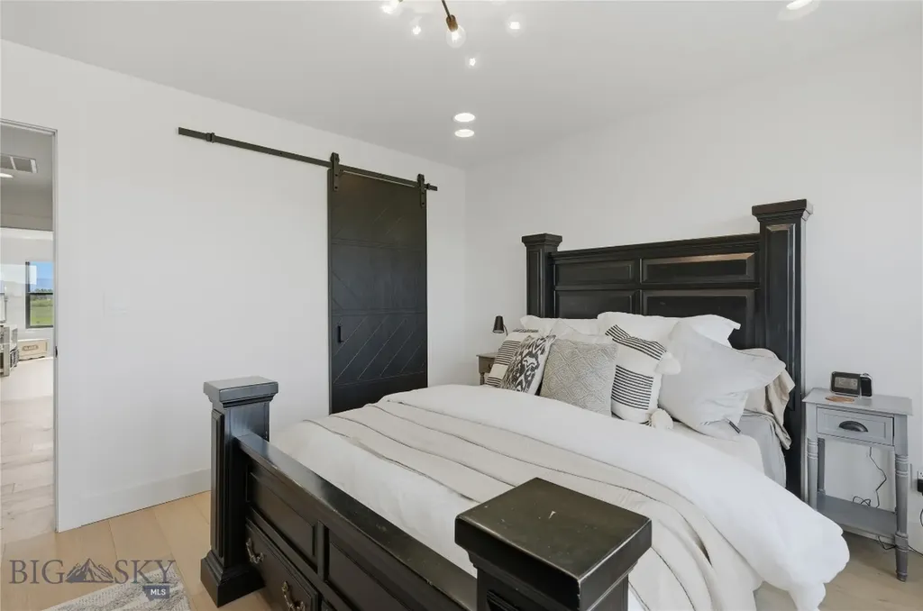 284 Riparian Way Bozeman MT 59718