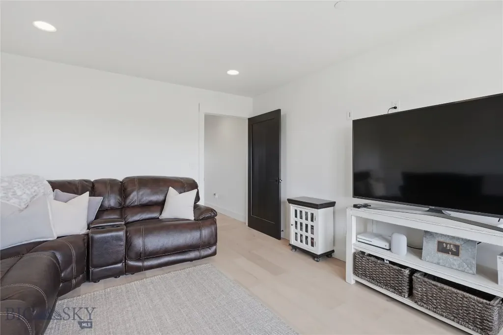 284 Riparian Way Bozeman MT 59718