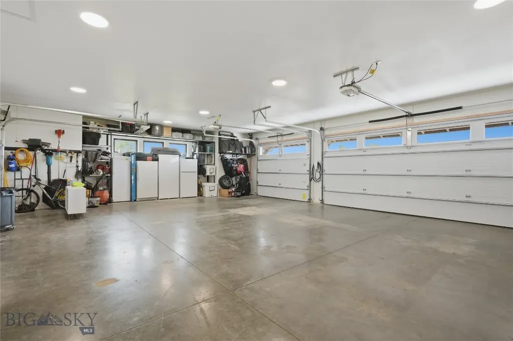 284 Riparian Way Bozeman MT 59718