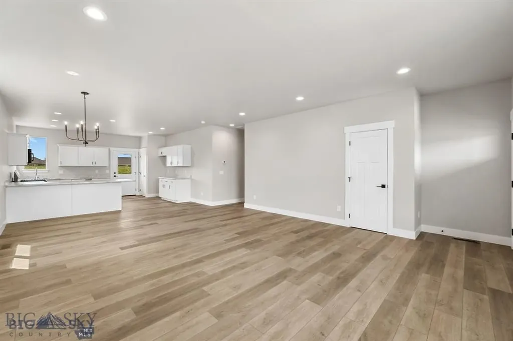 2307 Oriole Drive Belgrade MT 59714