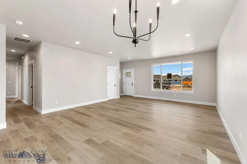 2307 Oriole Drive Belgrade MT 59714