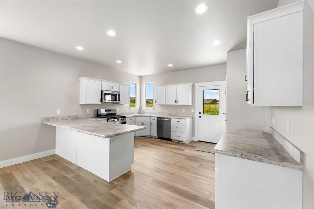 2307 Oriole Drive Belgrade MT 59714