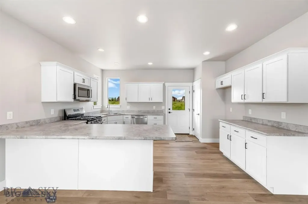 2307 Oriole Drive Belgrade MT 59714