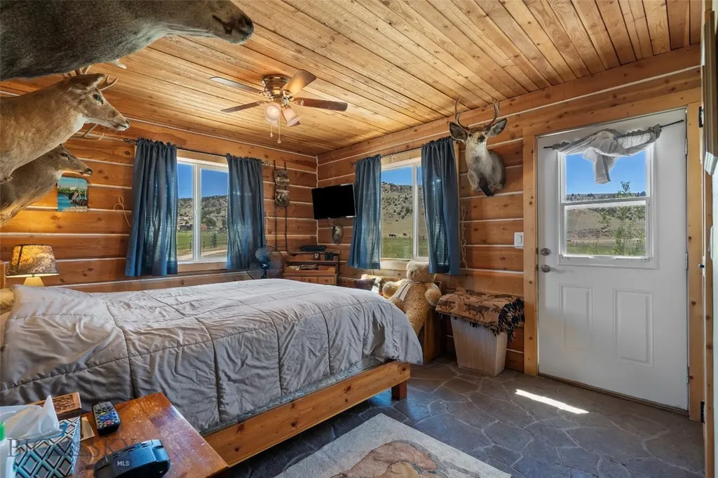 4625 Buffalo Jump Three Forks MT 59752