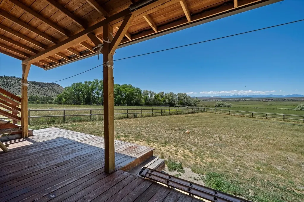 4625 Buffalo Jump Three Forks MT 59752