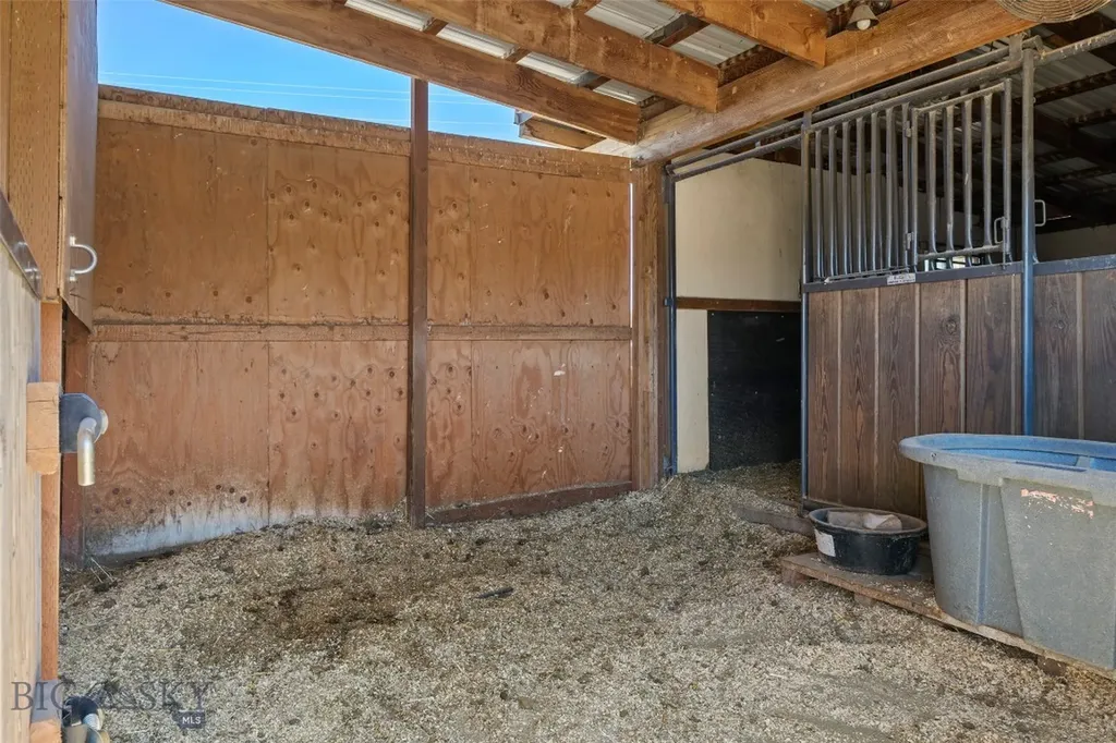4625 Buffalo Jump Three Forks MT 59752