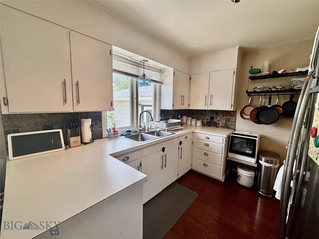 230 N Parkview Court Dillon MT 59725