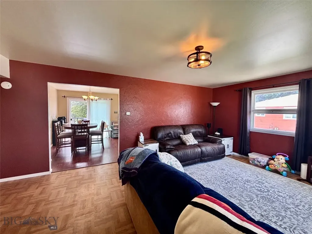 230 N Parkview Court Dillon MT 59725