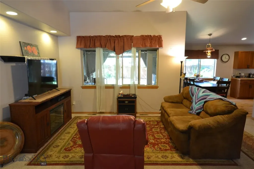 903 Kermit Court Belgrade MT 59714