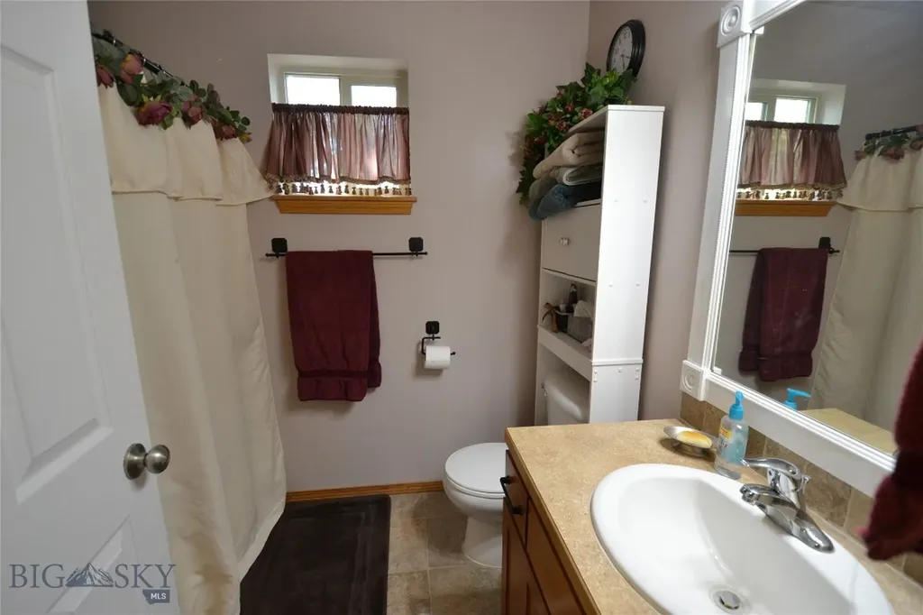 903 Kermit Court Belgrade MT 59714