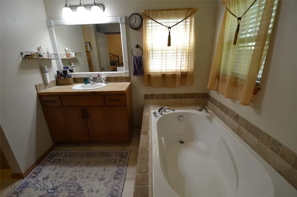 903 Kermit Court Belgrade MT 59714