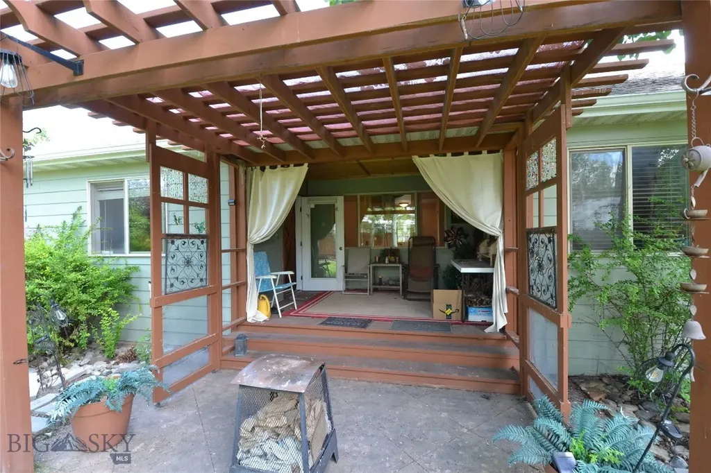 903 Kermit Court Belgrade MT 59714