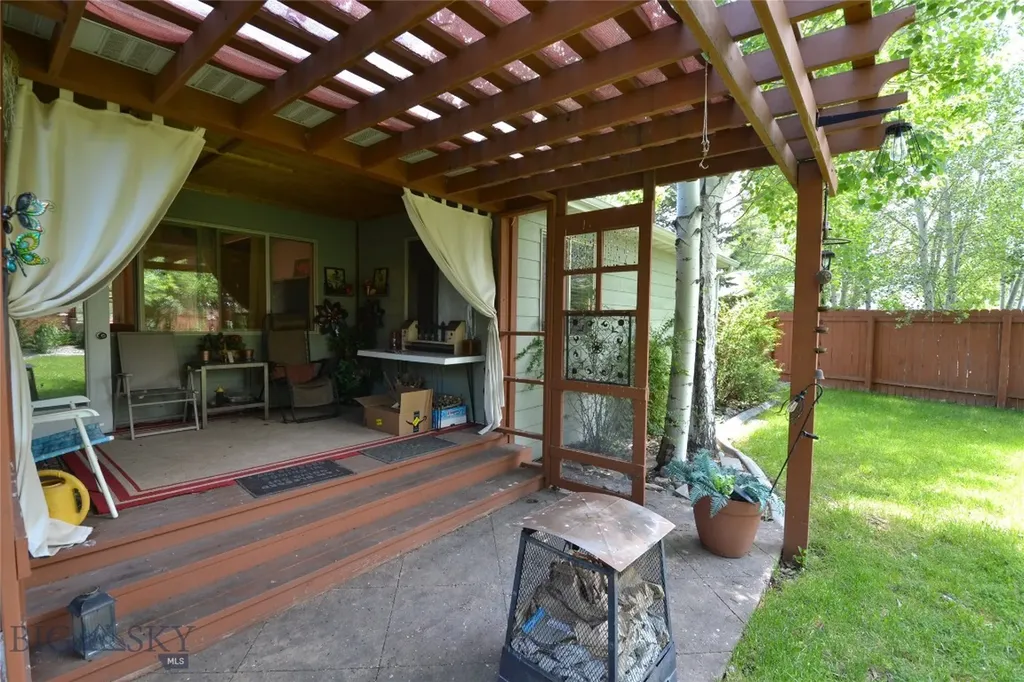 903 Kermit Court Belgrade MT 59714