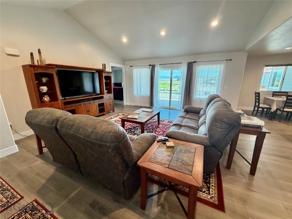 88 Thomas Way Dillon MT 59725